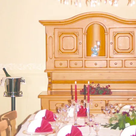 & Restaurant Kaiserhof 바드벨링겐